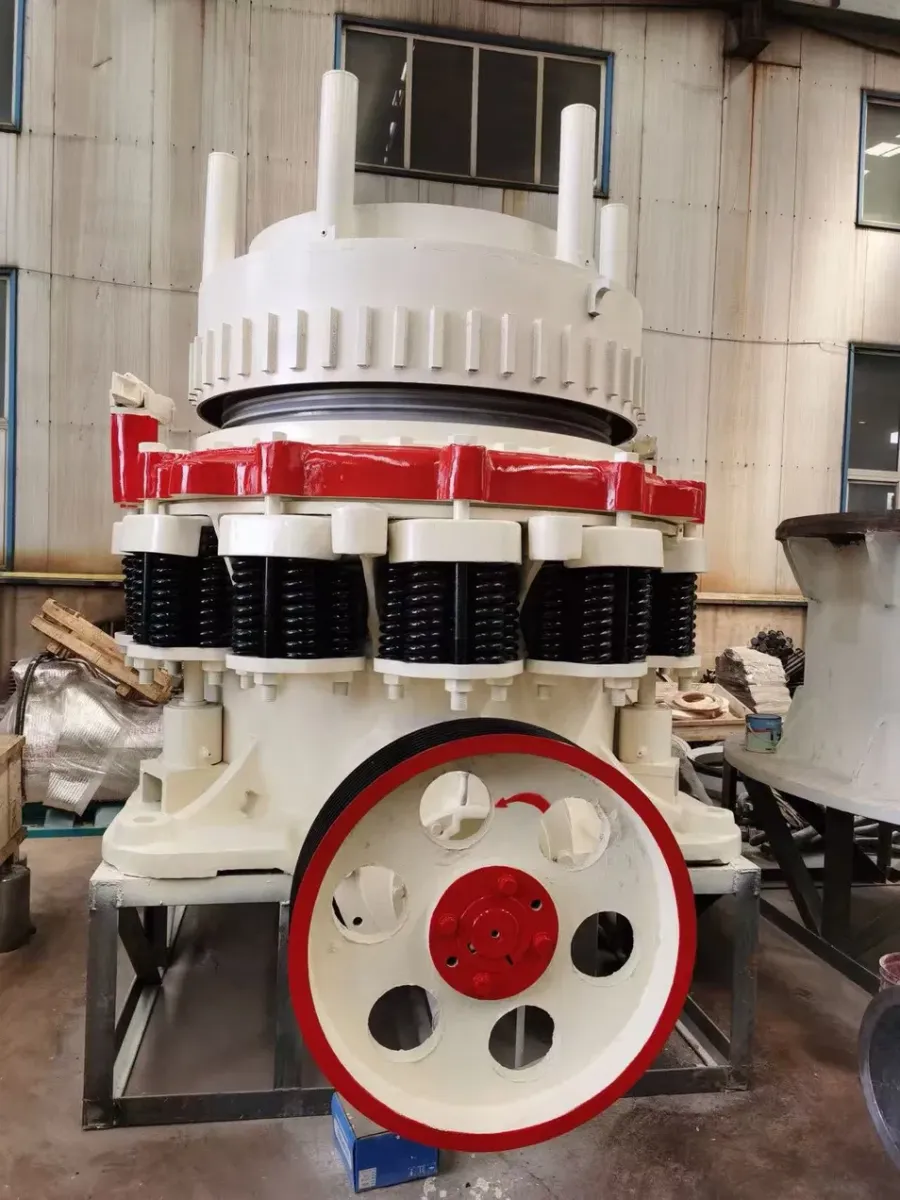 Composite Hydraulic Cone Crusher Pyy1650 for Hard Rock G - product detail 2