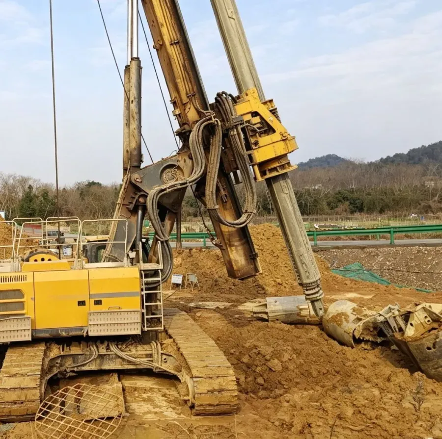 Heavy-Duty Rotary Drilling Rig with Custom Foundation Dr - product detail 3