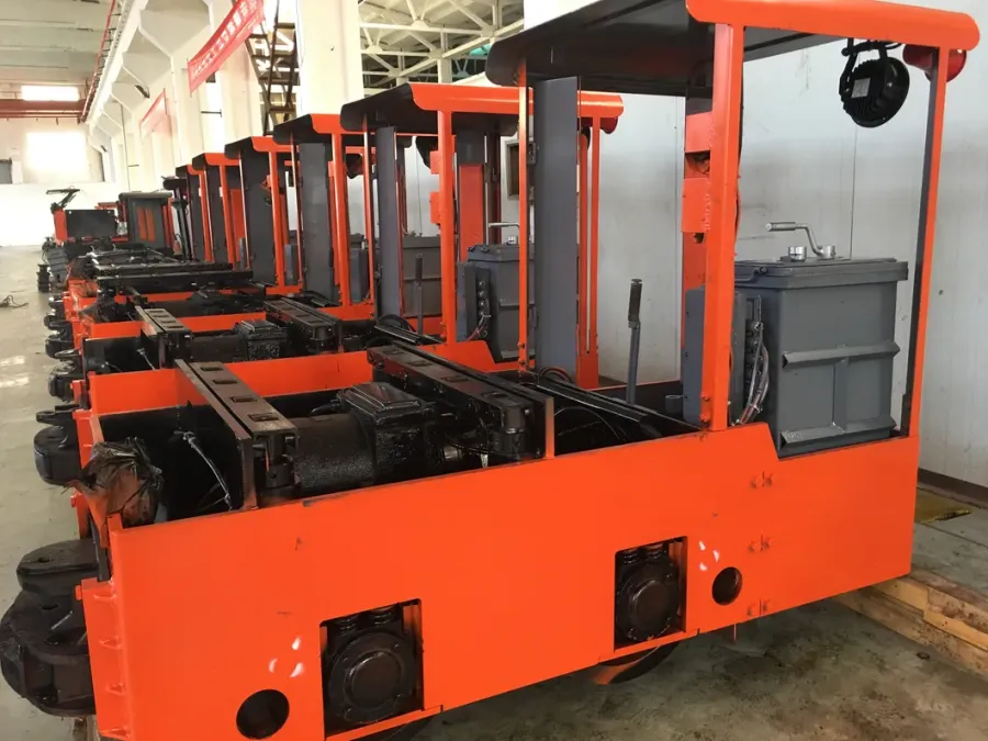 China Small 2.5 Ton Mining Battery Locomotive - product detail 1