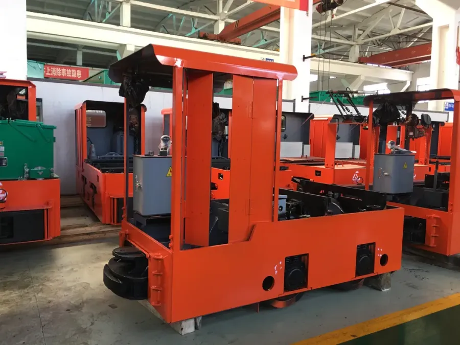China Small 2.5 Ton Mining Battery Locomotive - product detail 3
